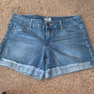 Celebrity pink jean shorts